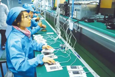 “我就靠這‘反常規(guī)’回答，通過(guò)電子廠招聘信息面試!”