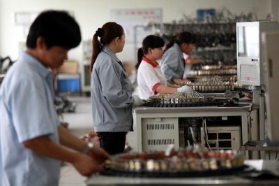 “對，別只盯著電子廠招聘信息的高薪，快樂才是工作的靈魂！”